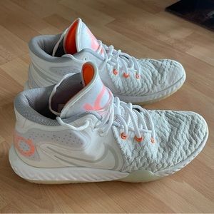 Men’s Nike sneakers. Sz 10.5